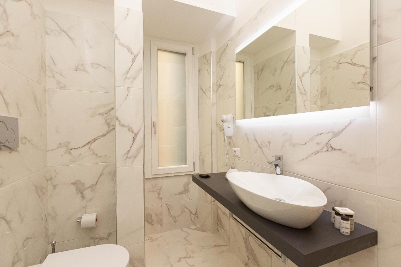 Savoia Exclusive House By Premium Suites Collection روما المظهر الخارجي الصورة